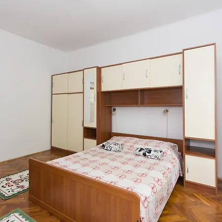 Appartamento Bacvice *